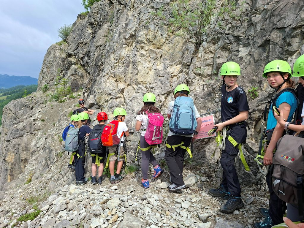 Auch dieses Jahr konnten unsere 5. Klässler wieder „Ganz-Schön-Mutig-Tage“ im Allgäu erleben und dabei gemeinsam die Bergwelt rund um Unter- und Oberjoch zu erkunden.