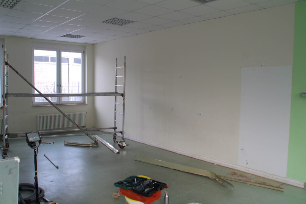 Neue Lernräume am FES-Gymnasium und der FES-Realschule: Sanierung des Schulgebäudes gestartet!