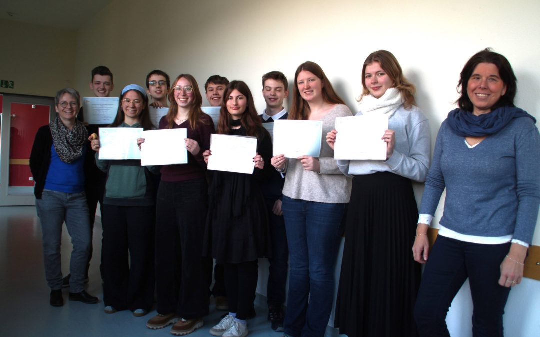 „Nos félicitations!“ – Wir gratulieren zum bestandenen Zertifikat DELF-B1!